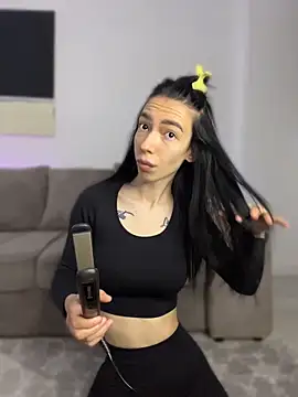 Celine Roxelle online show from 30, 5, 2026
