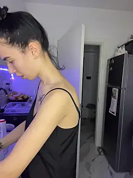 Celine Roxelle online show from 9, 1, 2026