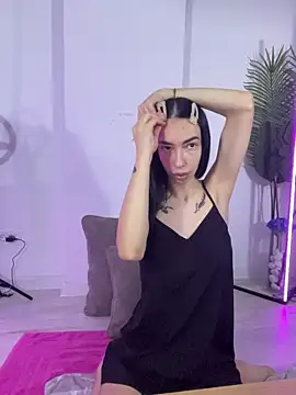 Celine Roxelle online show from 10, 11, 2025