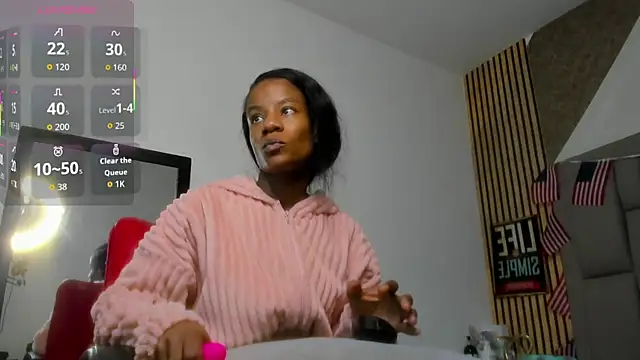 Snapshot of dafnnelewis chatting on 9, 9, 2025 dafnnelewis online show from 9, 9, 2025