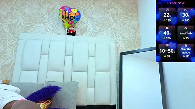 dafnnelewis online show from 25, 3, 2026