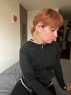 Maggie Geller online show from 28, 10, 2025