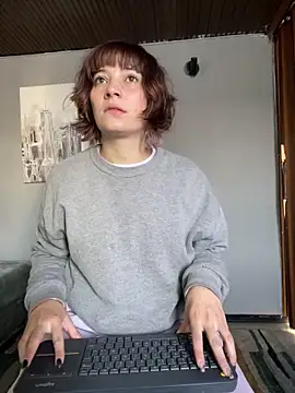 Maggie Geller online show from 10, 3, 2025