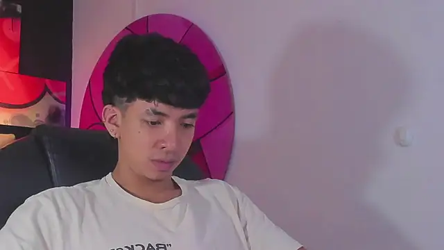 ISAAC CRYSTON online show from 12, 9, 2025