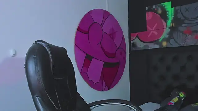 ISAAC CRYSTON online show from 29, 9, 2025