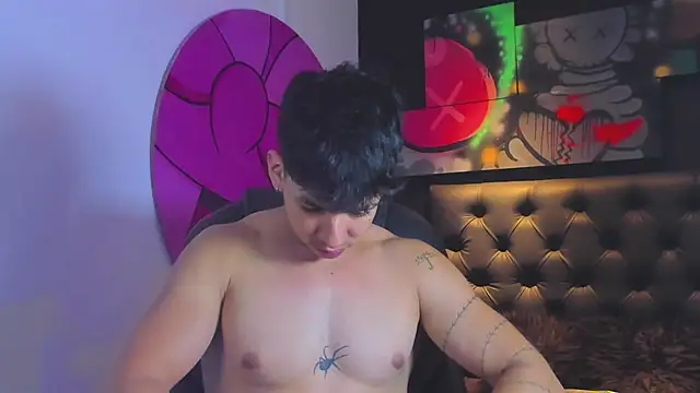 ISAAC CRYSTON online show from 9, 10, 2025