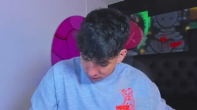 ISAAC CRYSTON online show from 6, 10, 2025