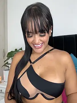 MarianaGiiiL online show from 17, 2, 2025