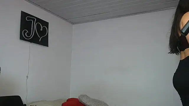Snapshot of AliciaNess7 chatting on 25, 5, 2026 AliciaNess7 online show from 25, 5, 2026