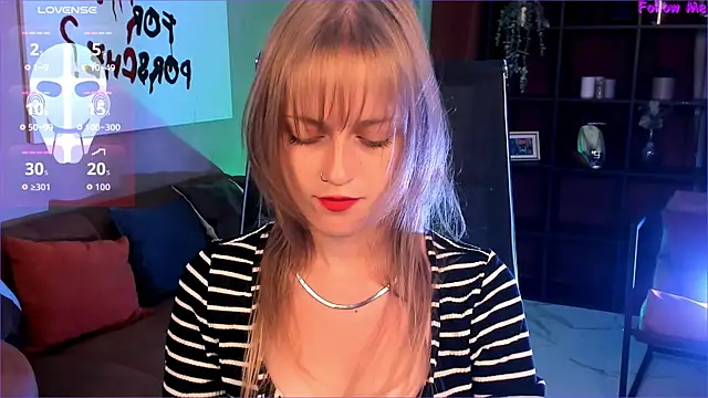 KiraMontoya online show from 10, 9, 2025