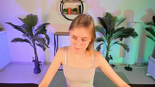 KiraMontoya online show from 9, 3, 2025