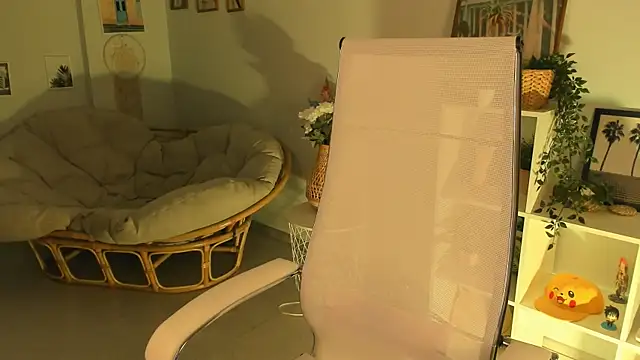 KiraMontoya online show from 23, 3, 2025