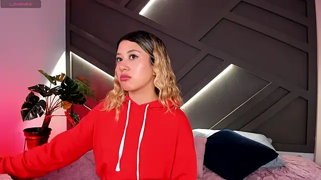 cloe palmer online show from 4, 3, 2025