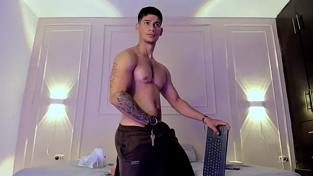 ANDRES STUD online show from 3, 6, 2026