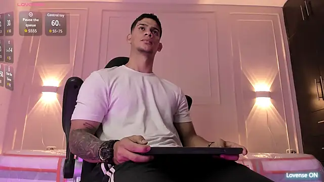 ANDRES STUD online show from 31, 5, 2026