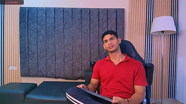 Snapshot of ANDRES_STUD chatting on 10, 7, 2026 ANDRES STUD online show from 10, 7, 2026