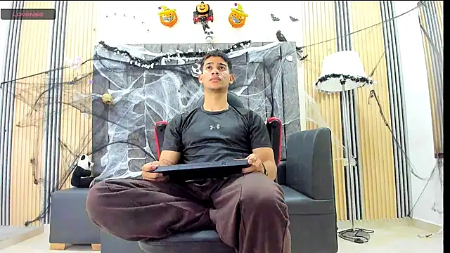 ANDRES STUD online show from 28, 10, 2025