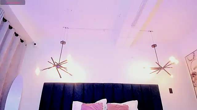 nattashaa7 online show from 9, 9, 2025