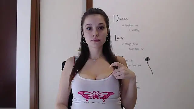 Snapshot of Eva_Eldis chatting on 15, 10, 2025 Eva Eldis online show from 15, 10, 2025