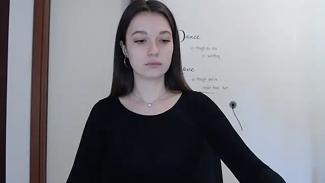 Snapshot of Eva_Eldis chatting on 6, 10, 2025 Eva Eldis online show from 6, 10, 2025