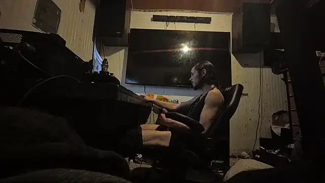 nuttyking2022 online show from 4, 12, 2025