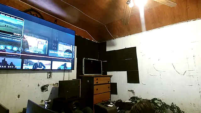 nuttyking2022 online show from 4, 11, 2025