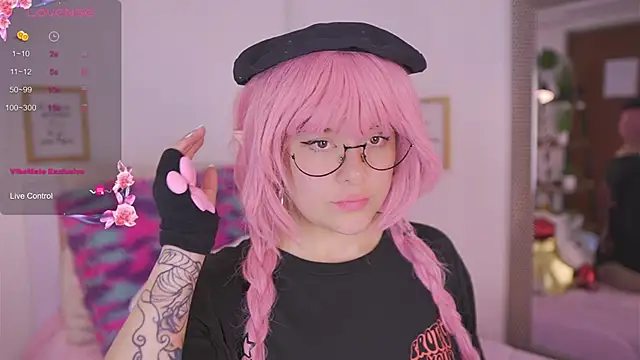 Snapshot of Neekito_ chatting on 22, 11, 2025 Neekito online show from 22, 11, 2025