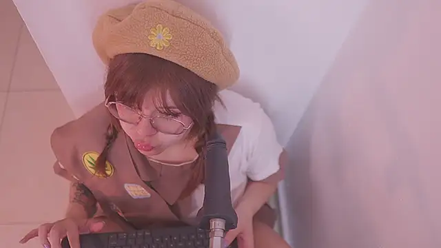 Snapshot of Neekito_ chatting on 11, 11, 2025 Neekito online show from 11, 11, 2025