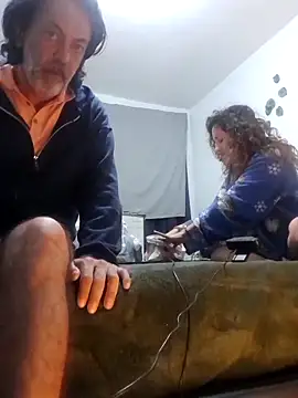 jeans and emma online show from 7, 11, 2025