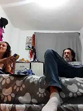 jeans and emma online show from 19, 11, 2025