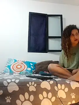 jeans and emma online show from 23, 9, 2025