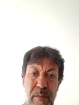 jeans and emma online show from 18, 3, 2025