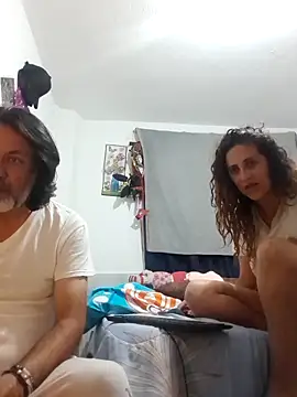 jeans and emma online show from 20, 12, 2025