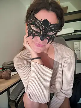 Loveblackzilla online show from 3, 4, 2026