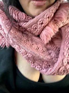 Loveblackzilla online show from 8, 11, 2025