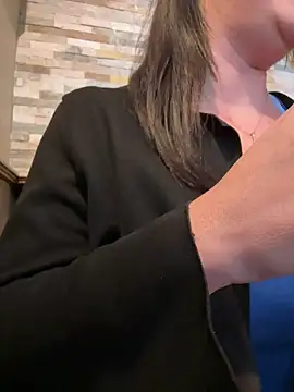 Loveblackzilla online show from 1, 10, 2025