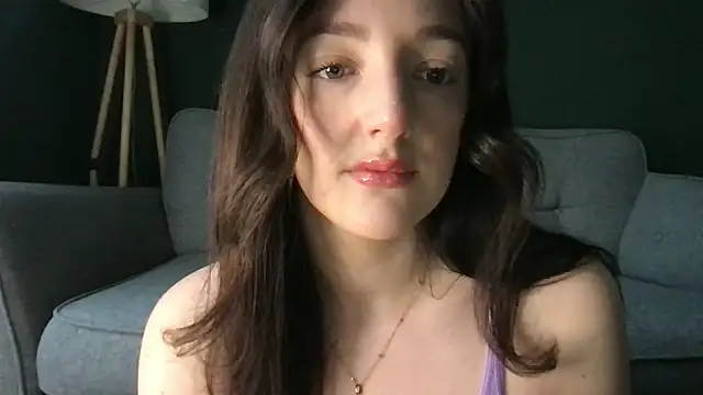 laceyjames24 online show from 15, 4, 2026