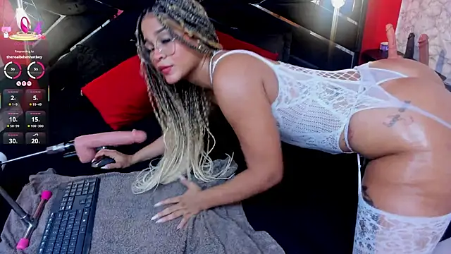 IVISBOUNCYASS online show from 5, 12, 2025