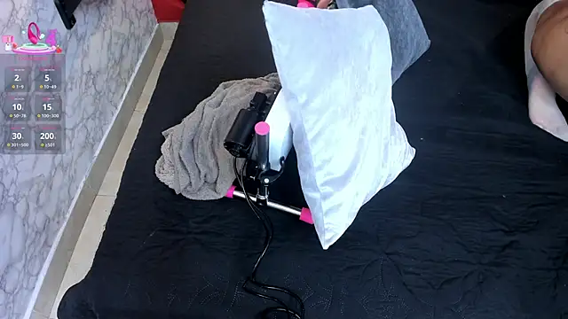 IVISBOUNCYASS online show from 19, 3, 2026