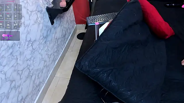 Snapshot of IVISBOUNCYASS chatting on 8, 2, 2026 IVISBOUNCYASS online show from 8, 2, 2026