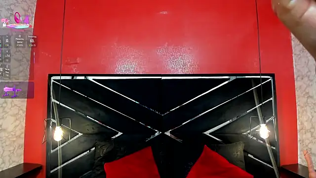 IVISBOUNCYASS online show from 3, 11, 2025