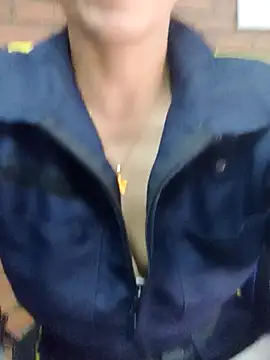 dulce 696 online show from 15, 10, 2025