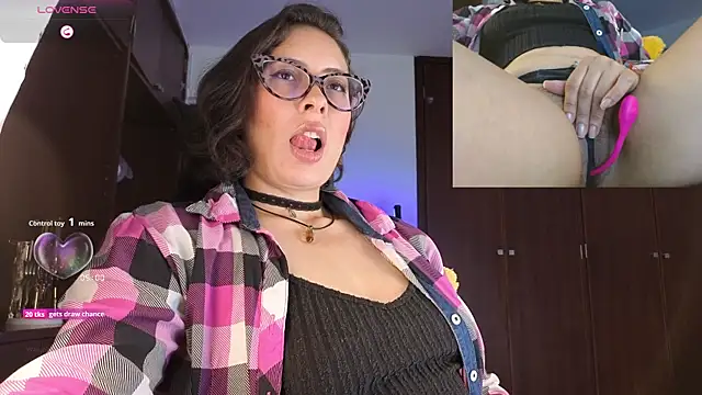 sophia dumont online show from 30, 11, 2025