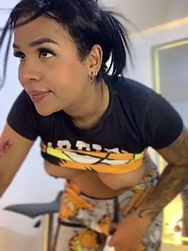 tinalove7 online show from 17, 5, 2026