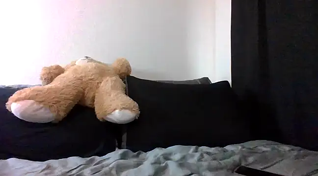 tastylolaaa online show from 14, 3, 2025