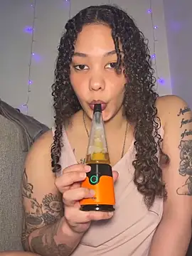 tastylolaaa online show from 1, 6, 2026