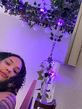 tastylolaaa online show from 1, 10, 2025