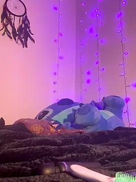 tastylolaaa online show from 9, 10, 2025