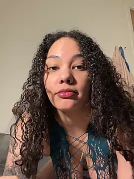 tastylolaaa online show from 8, 6, 2026