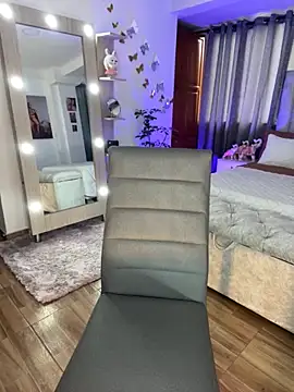 Madissonlove 1 online show from 12, 11, 2025